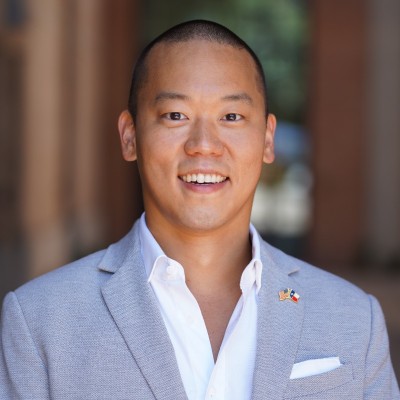 Dr . Austin Lin Yee