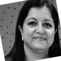 Dr . Darshjit Chhatwal Oberoi